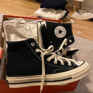 Converse Chuck 70 Black. Uni-sex. Mens 5.5, women’s 7.5